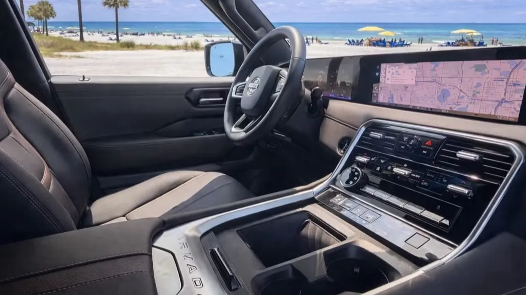 Nissan Armada 2026 por dentro, flota de Pick'N Go Rent A Car en Orlando