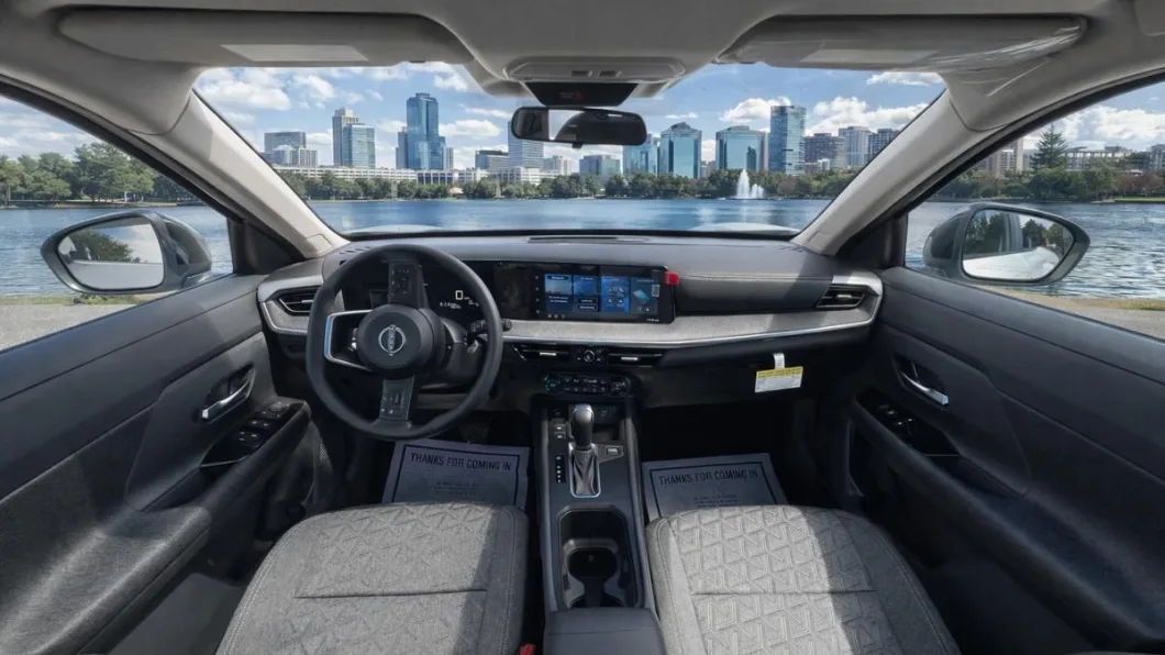 Nissan Kicks 2026 por dentro, flota de Pick'N Go Rent A Car en Orlando
