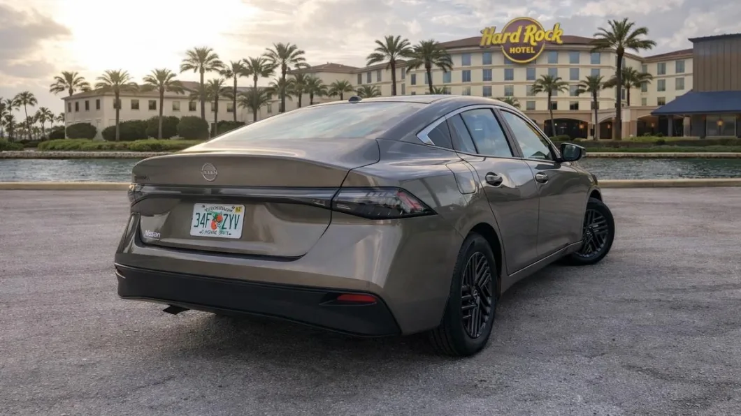 Nissan Sentra 2026 por dentro, flota de Pick'N Go Rent A Car en Orlando